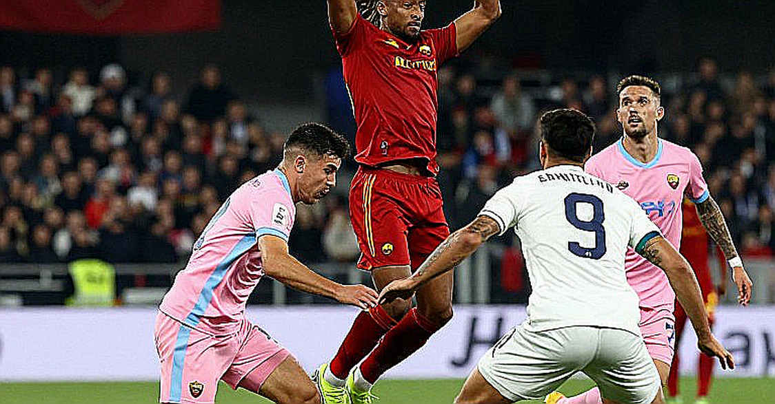 Thẻ đỏ và góc quay: Khi phán quyết ở V.League thiếu dữ liệu để đúng