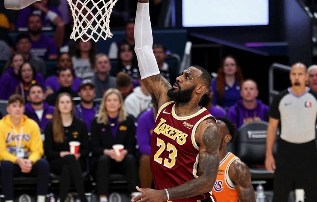 Memphis chạy 17-0, Sabonis 27-19-10 và bốn vết nứt trong một bản tin NBA