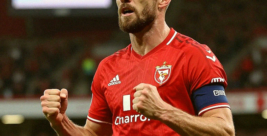 Juventus trước Celta Vigo: Bản danh sách và bài toán xương sống bị khoét rỗng