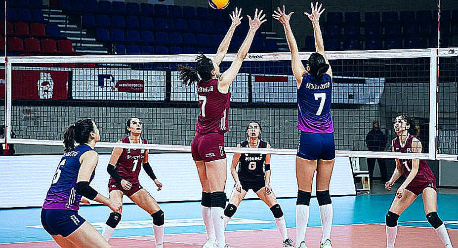 Quynh Huong's 46 Points Against China's Block Wall: The Missing Denominator Quynh Huong's 46 Points Against China's Block Wall: The Missing Denominator