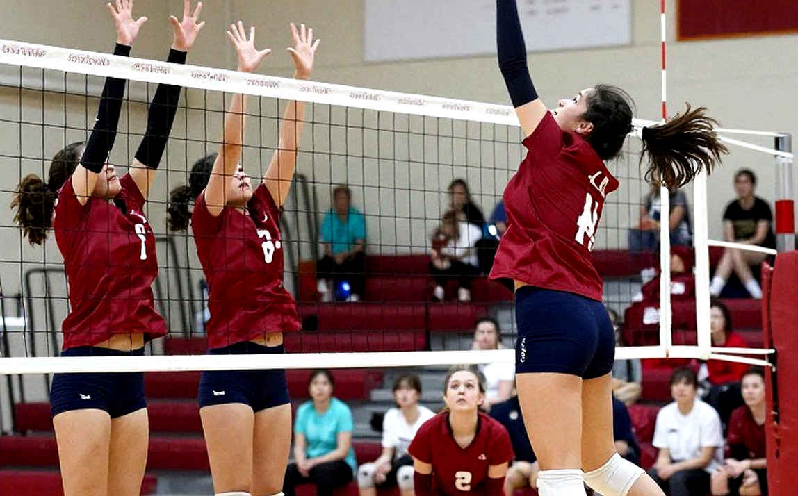 Nebraska hạ Creighton 3-0 và cột mốc 15.405 khán giả: khi khán đài viết phần còn lại của câu chuyện Nebraska hạ Creighton 3-0 và cột mốc 15.405 khán giả: khi khán đài viết phần còn lại của câu chuyện