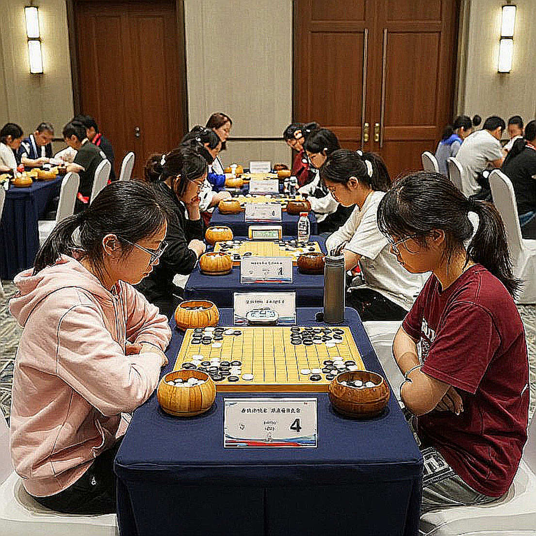 Khai cuộc Scotch: Từ 'vô hại' đến vũ khí của Kasparov và cách hóa giải cho người chơi cờ