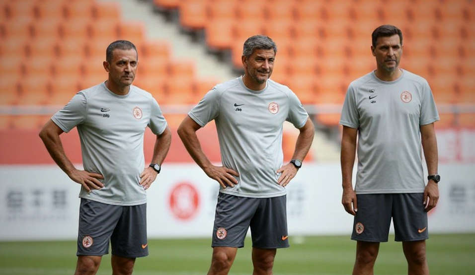 Bốn CLB V-League gục ngã trước đội hạng nhất ở Cúp quốc gia 2026-2027: Khi suất trụ hạng đắt hơn một lần đi tiếp Bốn CLB V-League gục ngã trước đội hạng nhất ở Cúp quốc gia 2026-2027: Khi suất trụ hạng đắt hơn một lần đi tiếp