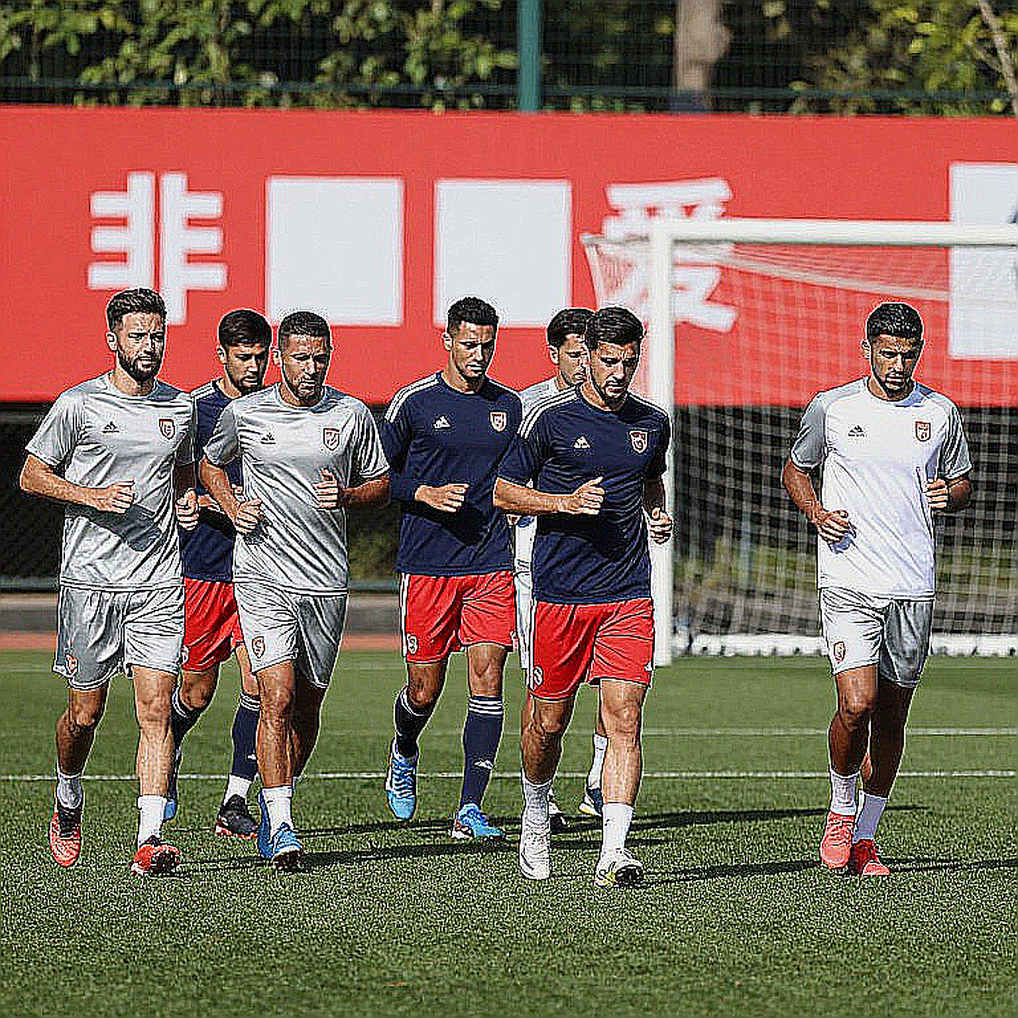 Loan with Obligation to Buy: The Noose Tightening Around Small V.League Clubs' Budgets