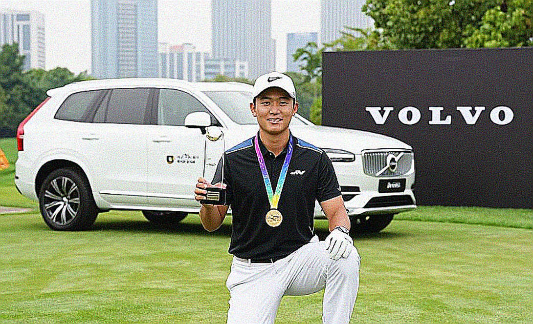 Kỳ chuyển nhượng golf: tiền ký hợp đồng ở phòng họp, hóa đơn chấn thương ở fairway Kỳ chuyển nhượng golf: tiền ký hợp đồng ở phòng họp, hóa đơn chấn thương ở fairway