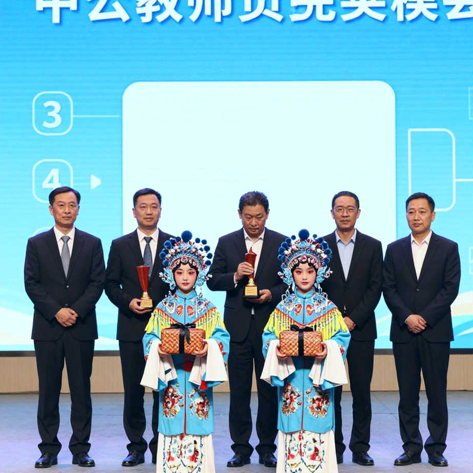 Gukesh ngồi bàn 4 ở Olympiad cờ vua: khi thứ tự bàn đấu trở thành vũ khí chiến thuật