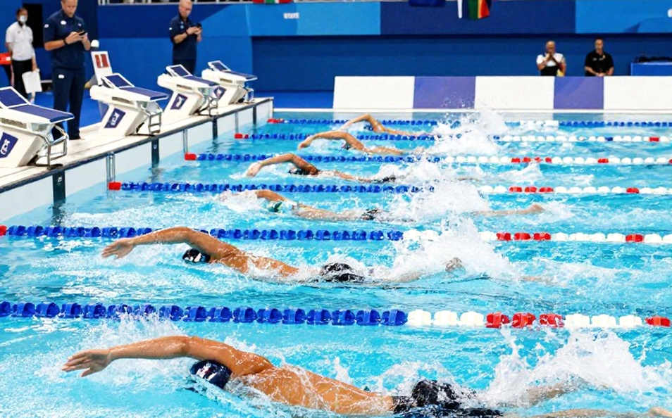 Taylor Thongintra cam kết với Northwestern: khoảng cách 2,1 giây và cái bẫy yard - mét