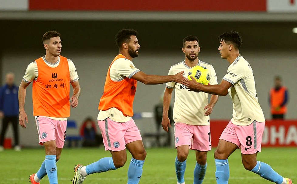 Hat-trick của Raphinha và đêm Namba không ngủ: Barcelona toàn thắng bảy vòng, nhưng hàng công đang dồn vào hai đôi chân Hat-trick của Raphinha và đêm Namba không ngủ: Barcelona toàn thắng bảy vòng, nhưng hàng công đang dồn vào hai đôi chân