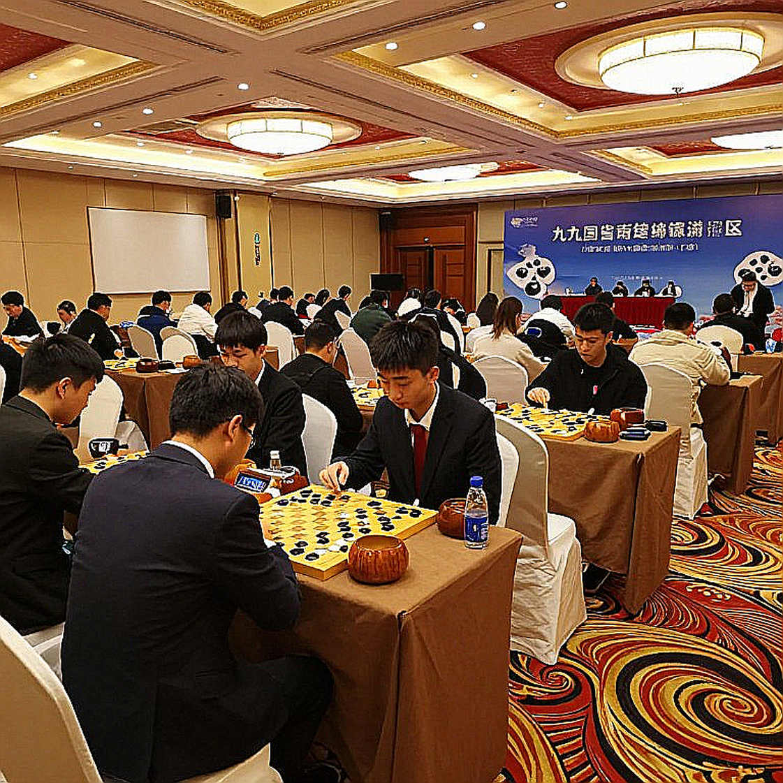 Phòng thủ Scandinavia: một khóa học 60 phút, tên Magnus Carlsen, và lỗ hổng nằm ở dòng tiêu đề