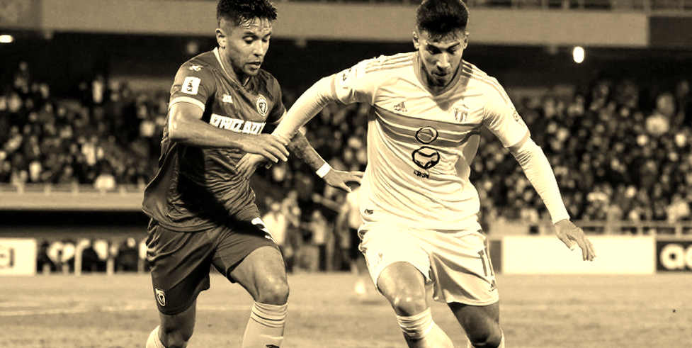 V.League 1 mùa giải thường niên: Sự trở lại của hàng thủ ba người và cái giá của nó
