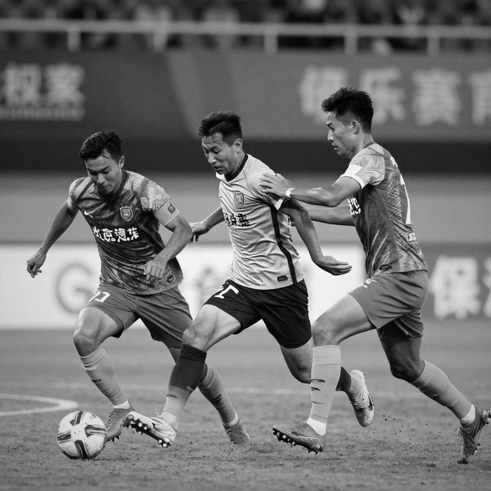 SLNA lên đỉnh V.League 2026-2027: 11 điểm xây từ hàng thủ và bài kiểm tra thật bắt đầu từ vòng 6